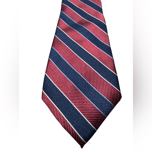 Jos. A. Bank Traveler 100% silk Navy Maroon Striped Tie Long Length - Picture 8 of 8
